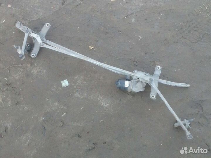 Трапеция стеклоочистителя мерседес вито 639 Merced