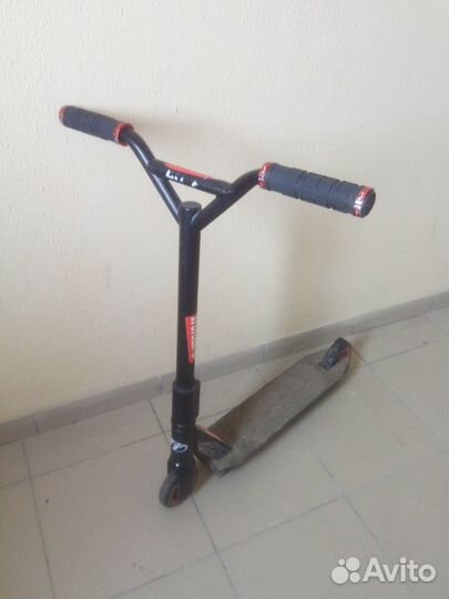 Трюковой самокат