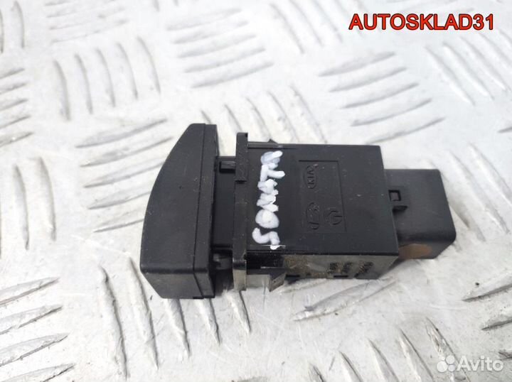 Кнопка противотуманки Hyundai Sonata 5 NF