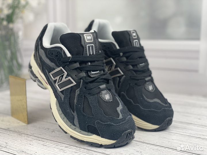 Кроссовки New balance 1906D