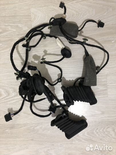 Жгуты на двери перед и зад Passat b6