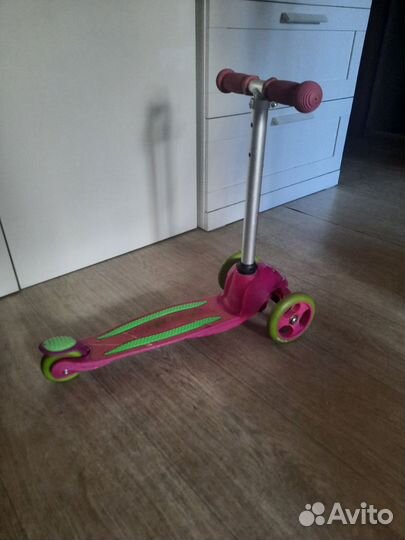 Самокат детский трехколесный