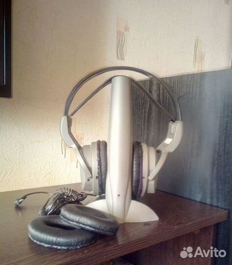 Безпроводные наушники не блютуз Tevion XL92031