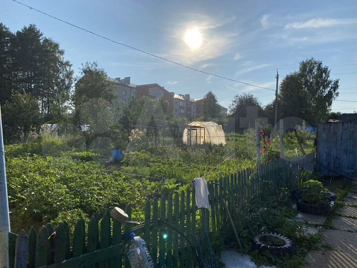 Дом 94 м² на участке 9,8 сот.