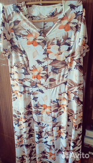 Пакет вещей на женщину 56 р