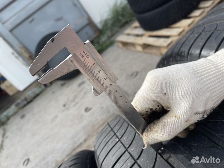 Goodyear Eagle F1 All Season 255/50 R19 и 285/45 R19 107W