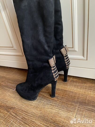 Женские сапоги