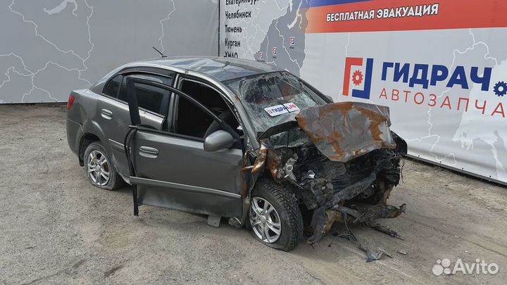 Пол багажника Kia Rio 2 (JB) 85710-1G005-CA