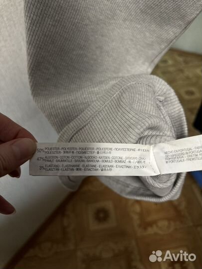 Юбка zara TRF серого цвета с синей отделкой