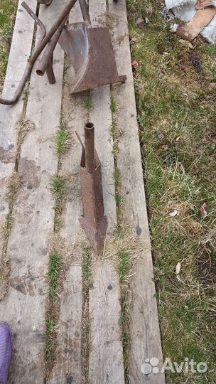 Плуг и окучник