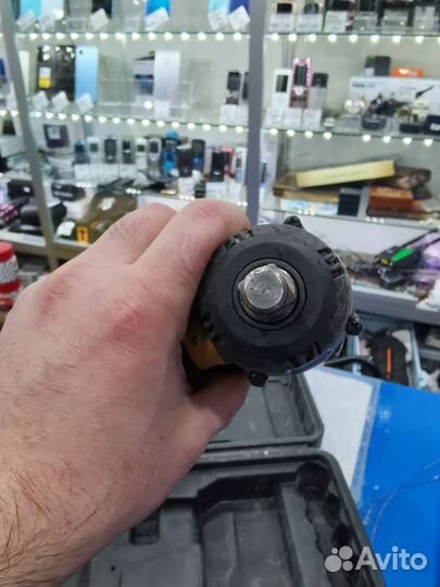 Гайковерт аккумуляторный Deko 20v