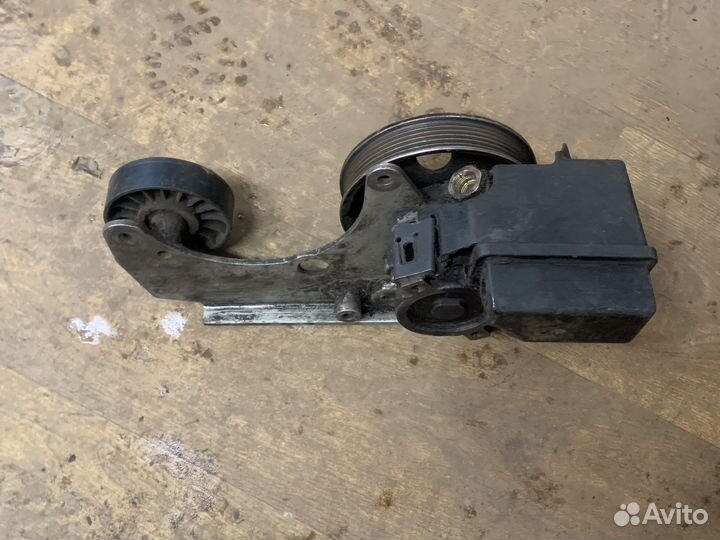 Насос гур volvo 850