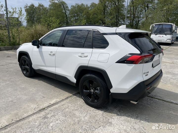 Toyota RAV4 2.0 CVT, 2021, 55 000 км