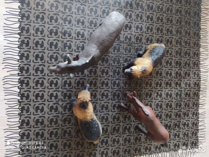 Фигурки животных mojo пакетом