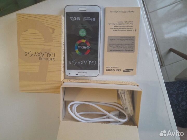 Телефон Samsung