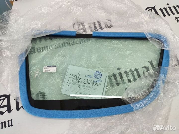 Стекло окна боковины левое тонированное Ларгус