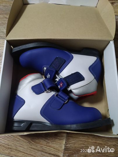 Лыжные ботинки 33 размер