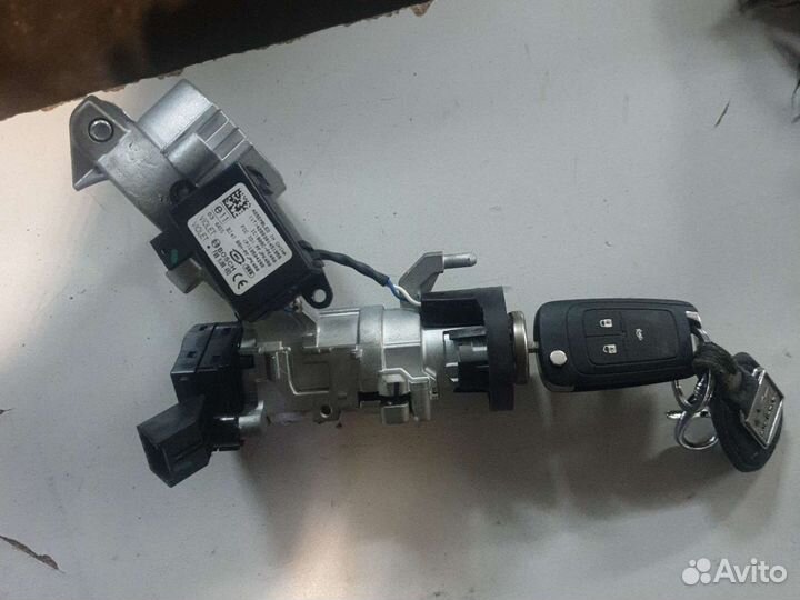 Замок зажигния с ключом шевроле круз