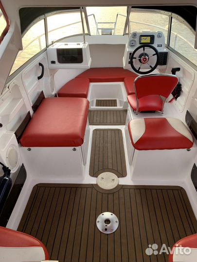 Прогулка по Волге на катере