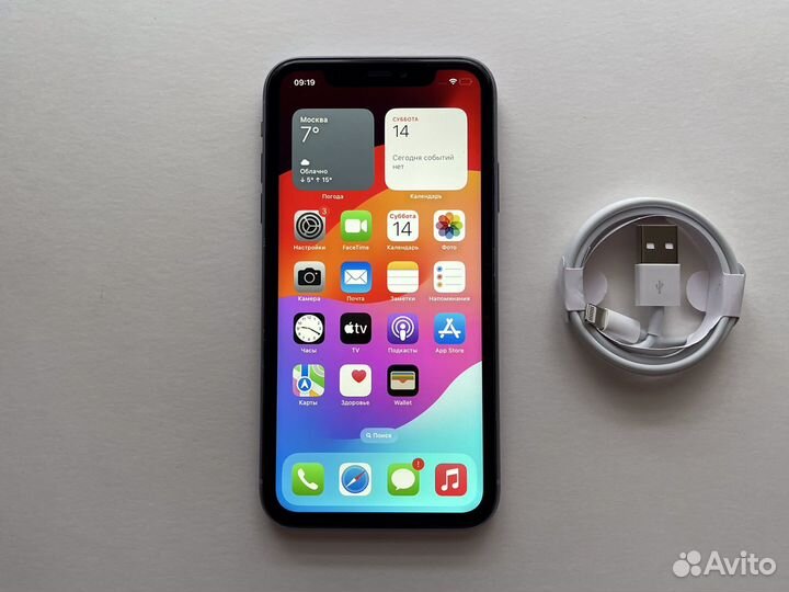 iPhone 11, 64 ГБ