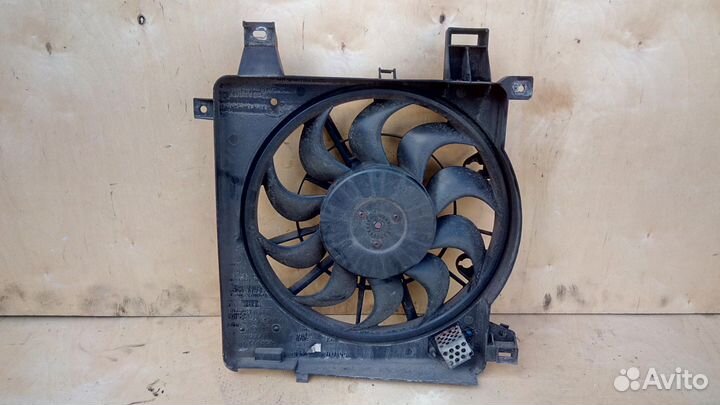 Вентилятор основной Z19DT Z19DTH на Опель Зафира Б