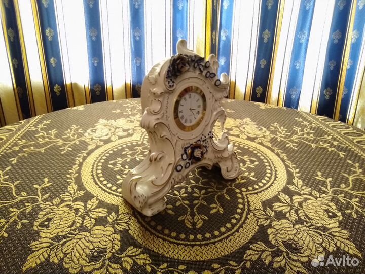 Часы фарфоровые настольные Plaue (Volkstedt)