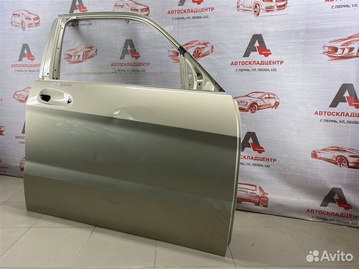 Дверь передняя правая Mercedes GLK (X204)