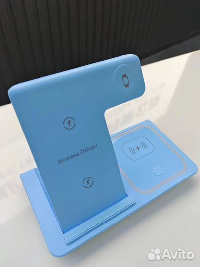 Беспроводная зарядка для iPhone 3 в 1