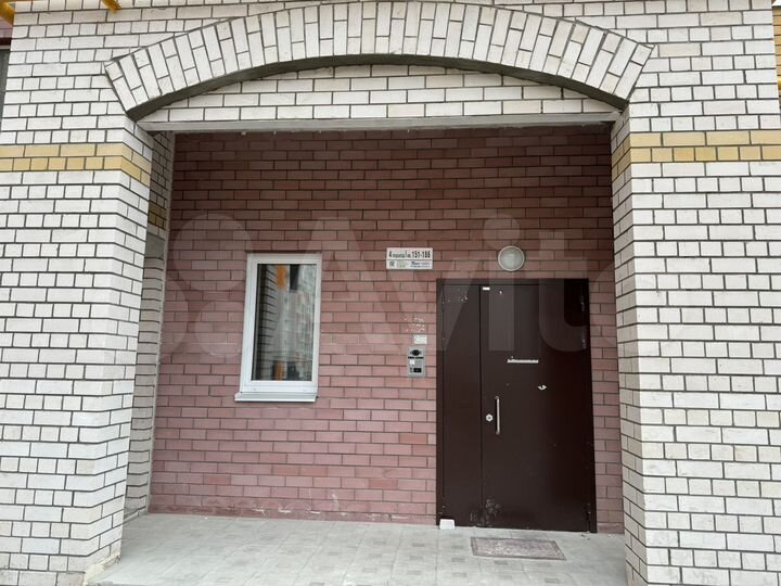 2-к. квартира, 58 м², 8/10 эт.