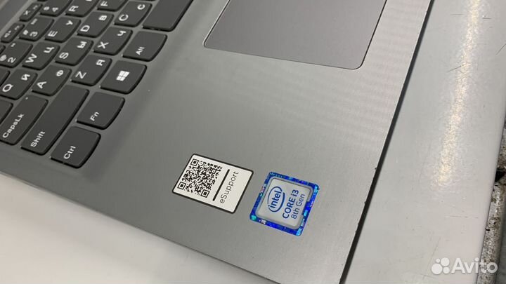 Витринный Lenovo Core i3 - 10/8/256 15.6 FHD