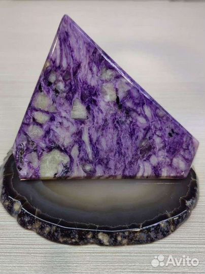 Образец минерарала, байкальский чароит