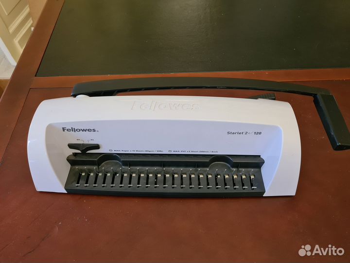 Брошюровщик Fellowes Starlet 2+