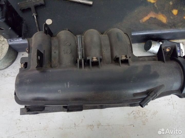 Впускной коллектор nissan t30