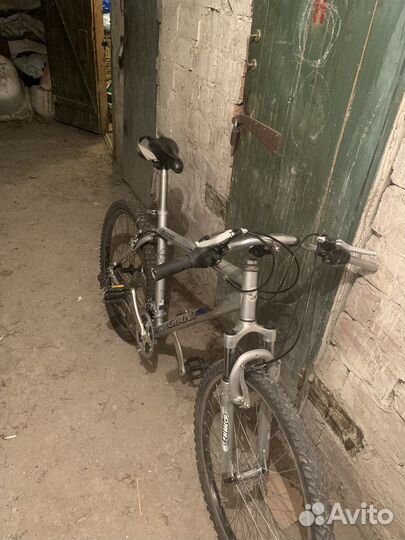 Велосипед giant