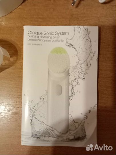 Щетка для лица Clinique Sonic System