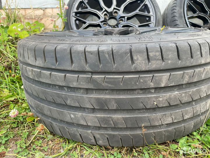 Комплект резины с дисками на vag 225/35 R19