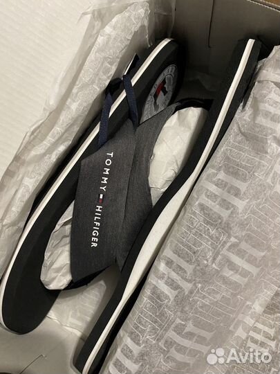 Сланцы Tommy Hilfiger