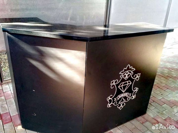 Стойка ресепшн угловой б/у