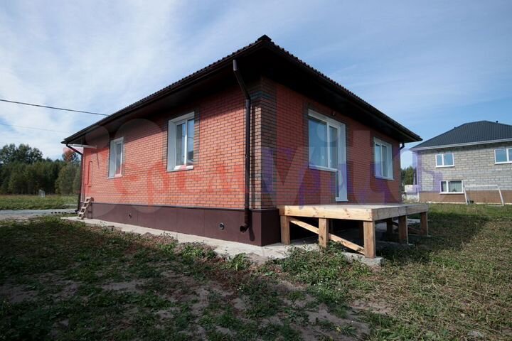 Коттедж 95 м² на участке 5,5 сот.