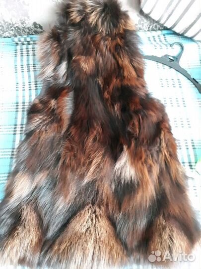 Меховая желетка лиса