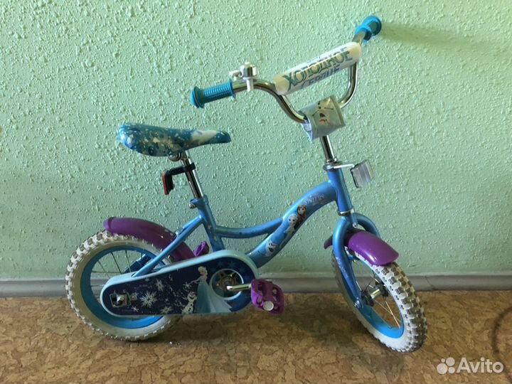 Велосипед 4 колесный Disney без торга