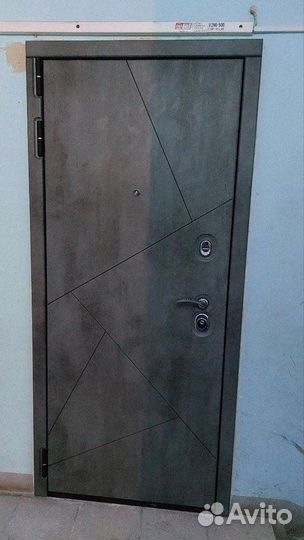 Дверь входная италия