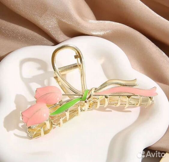 Красивые заколки для волос