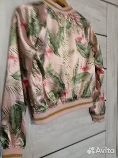 Бомбер HiM для девочки 40-42 размер