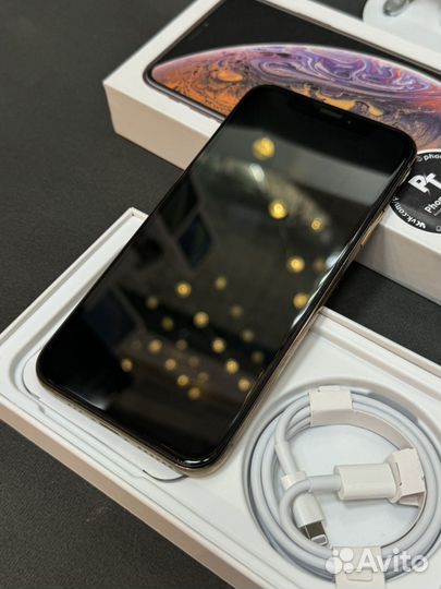 iPhone Xs, 64 ГБ