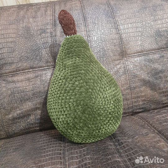Подушка авокадо ручной работы