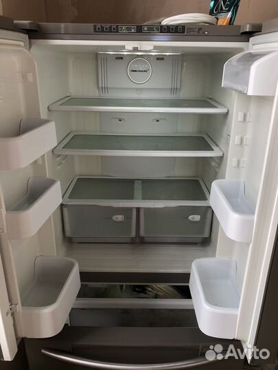 Холодильник samsung