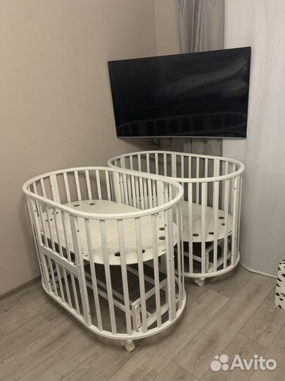 Кроватка трансформер овальная