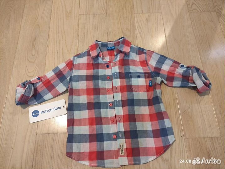 Рубашка красная клетчатая фирмы Button Blue