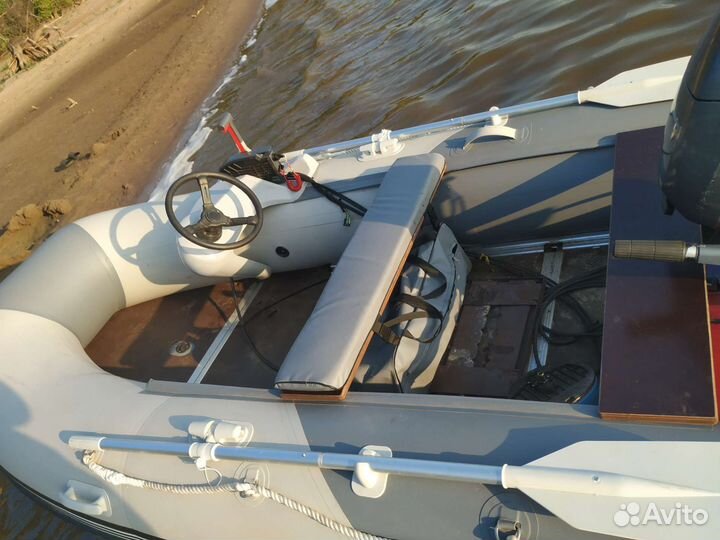 Лодка пвх Gladiator 370